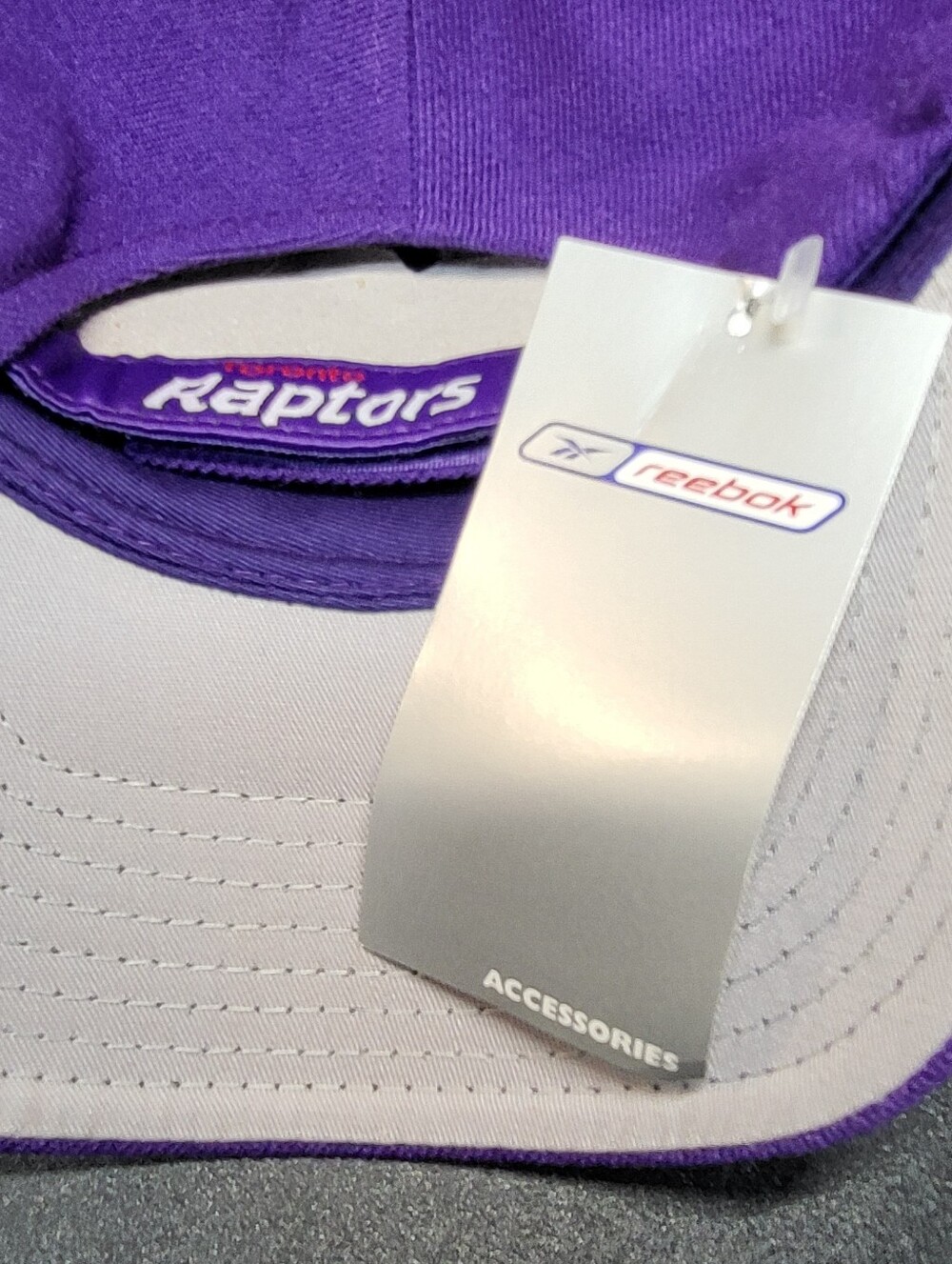 *NEW* Vintage Reebok NBA Toronto Raptors Cap Hat Adjustable - Picture 5 of 5